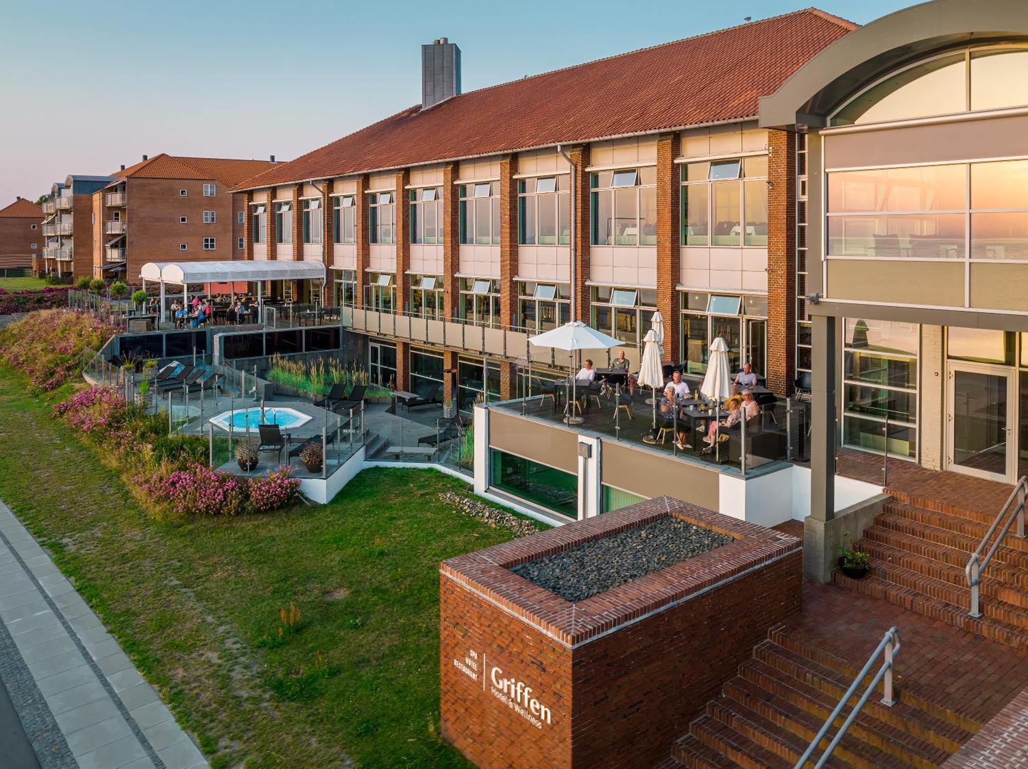Griffen Spa Hotel Ronne Exterior photo
